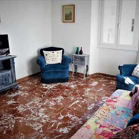 Apartment Heartwarming In - 5 Minutes From Colosseum Rome