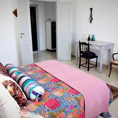 Heartwarming In - 5 Minutes From Colosseum Apartment